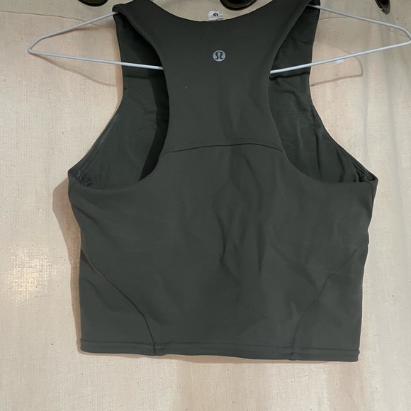Invigorate Tank - Picture 5 of 6
